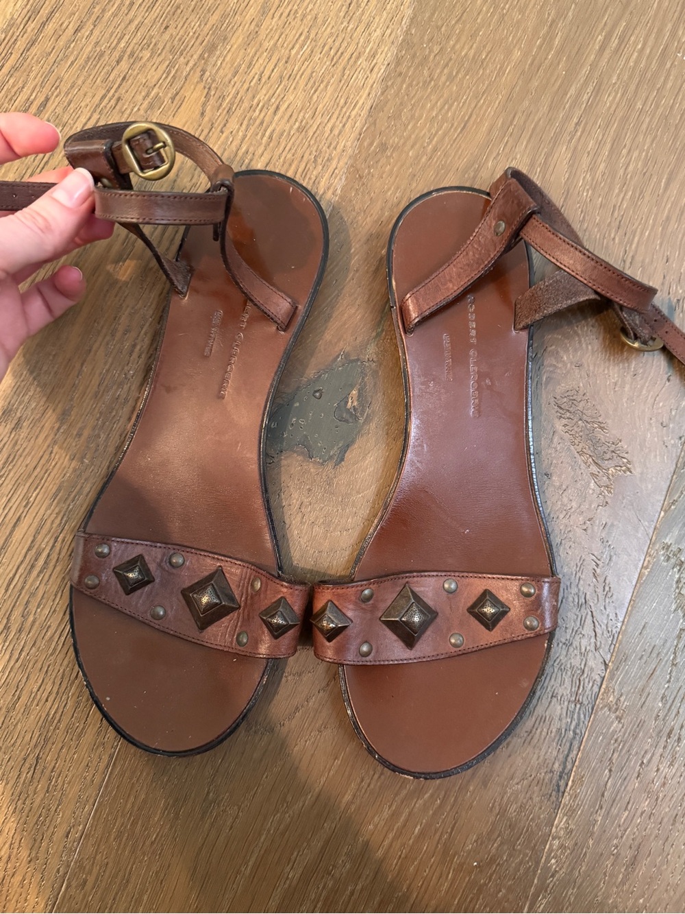 Robert Clergerie Brown Studded T-Strap Leather Sandals